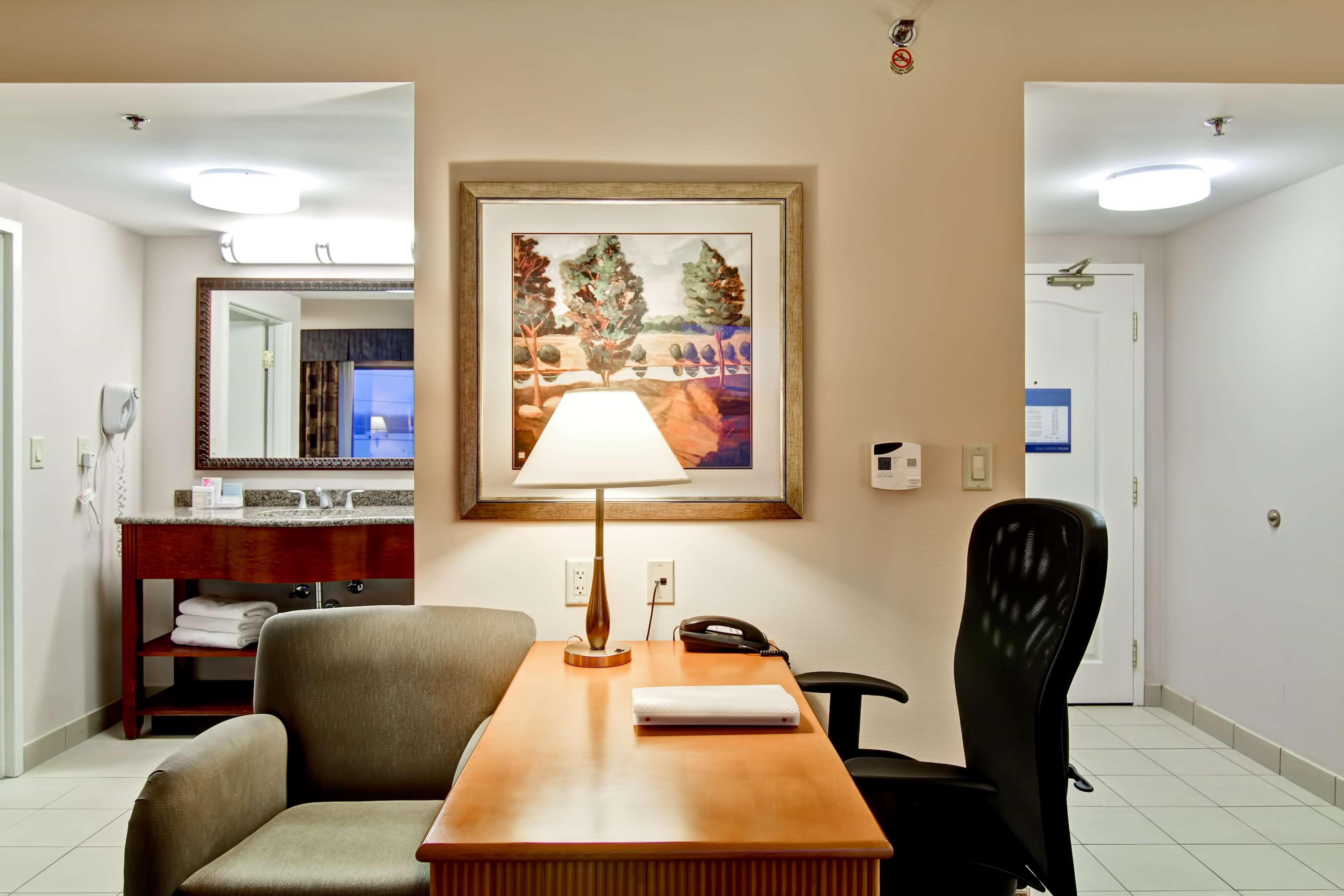 Hampton Inn & Suites Guelph Buitenkant foto