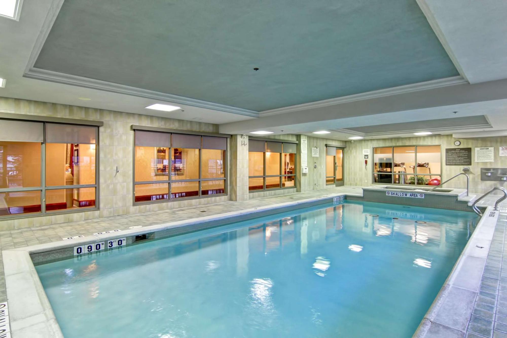 Hampton Inn & Suites Guelph Buitenkant foto