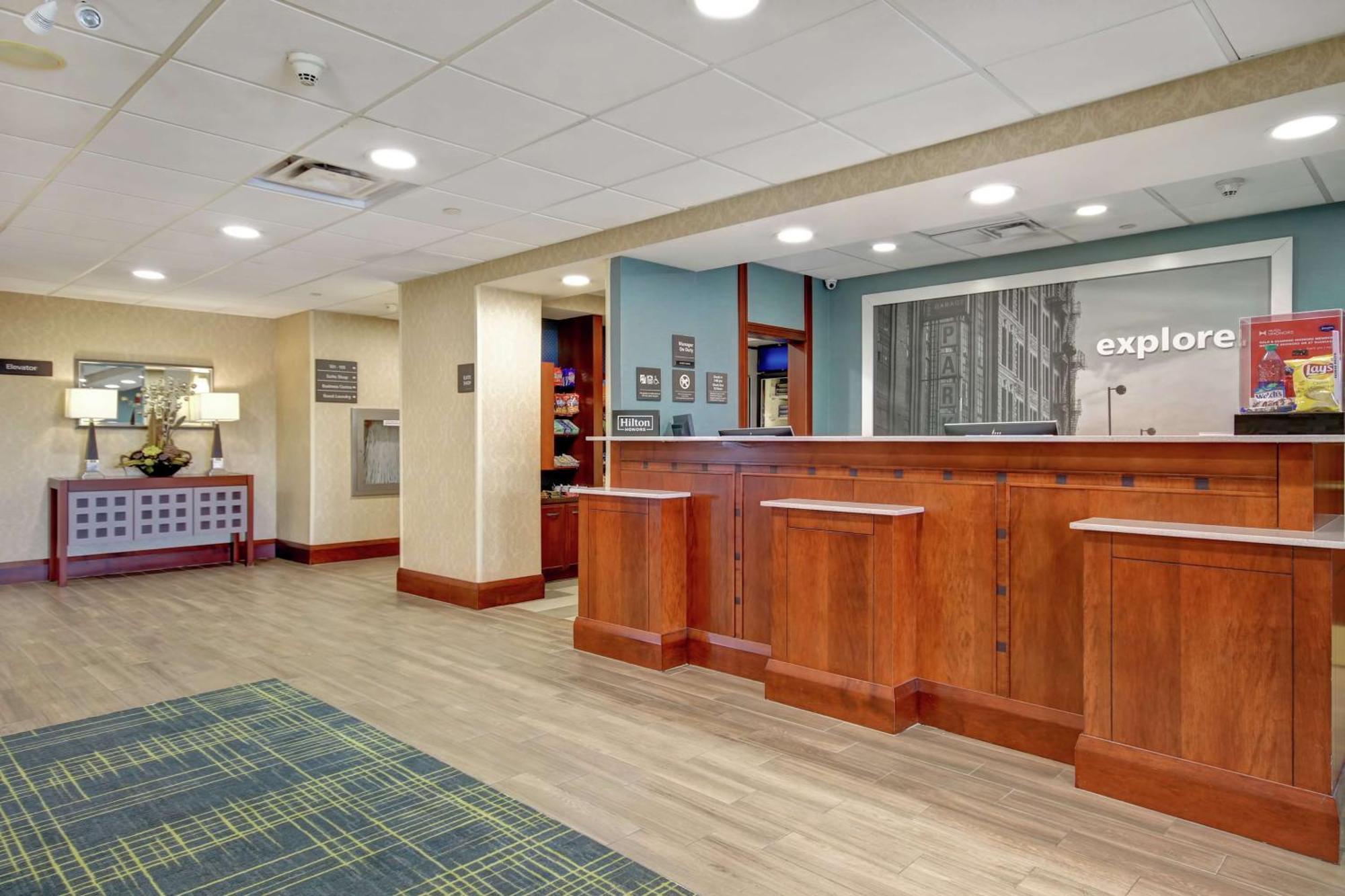Hampton Inn & Suites Guelph Buitenkant foto