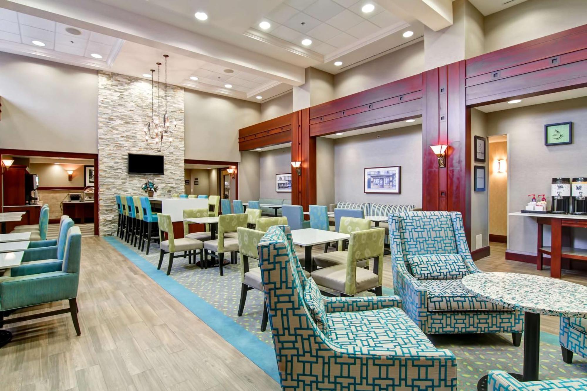 Hampton Inn & Suites Guelph Buitenkant foto